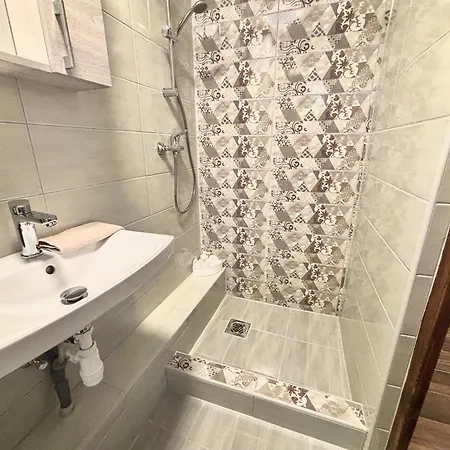 Ketpava Vendeghaz Igal